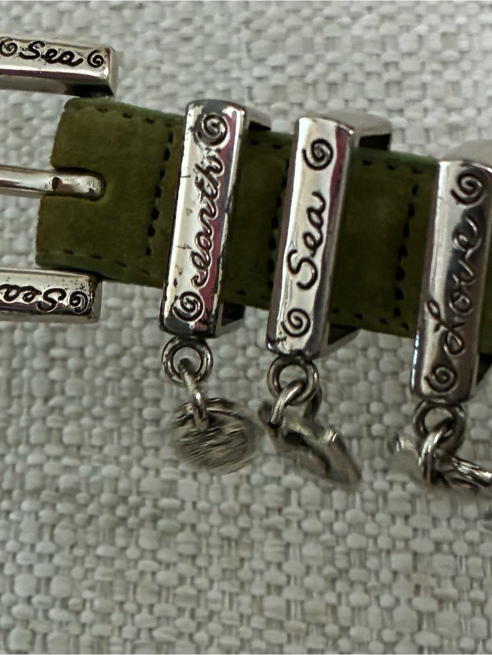 Brighton Green Suede L silver-toned dangling word Belt - Picture 5 of 12